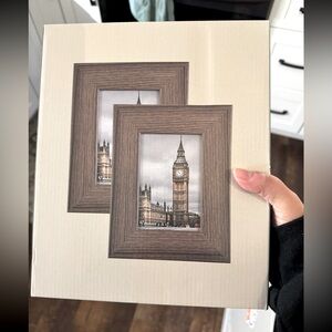 2 Pack of wooden frames